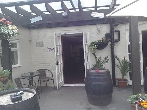 The Queens Head Stratford-upon-Avon Exterior photo
